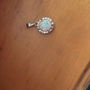 Necklace opal pendant